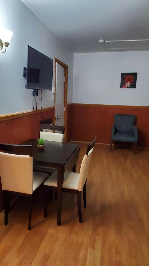 Hotel Fleurs Karaibes Saint-Alexandre-de-Kamouraska Екстериор снимка